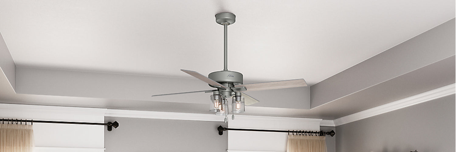 5 Advantages of sleeping with the ceiling fan on
