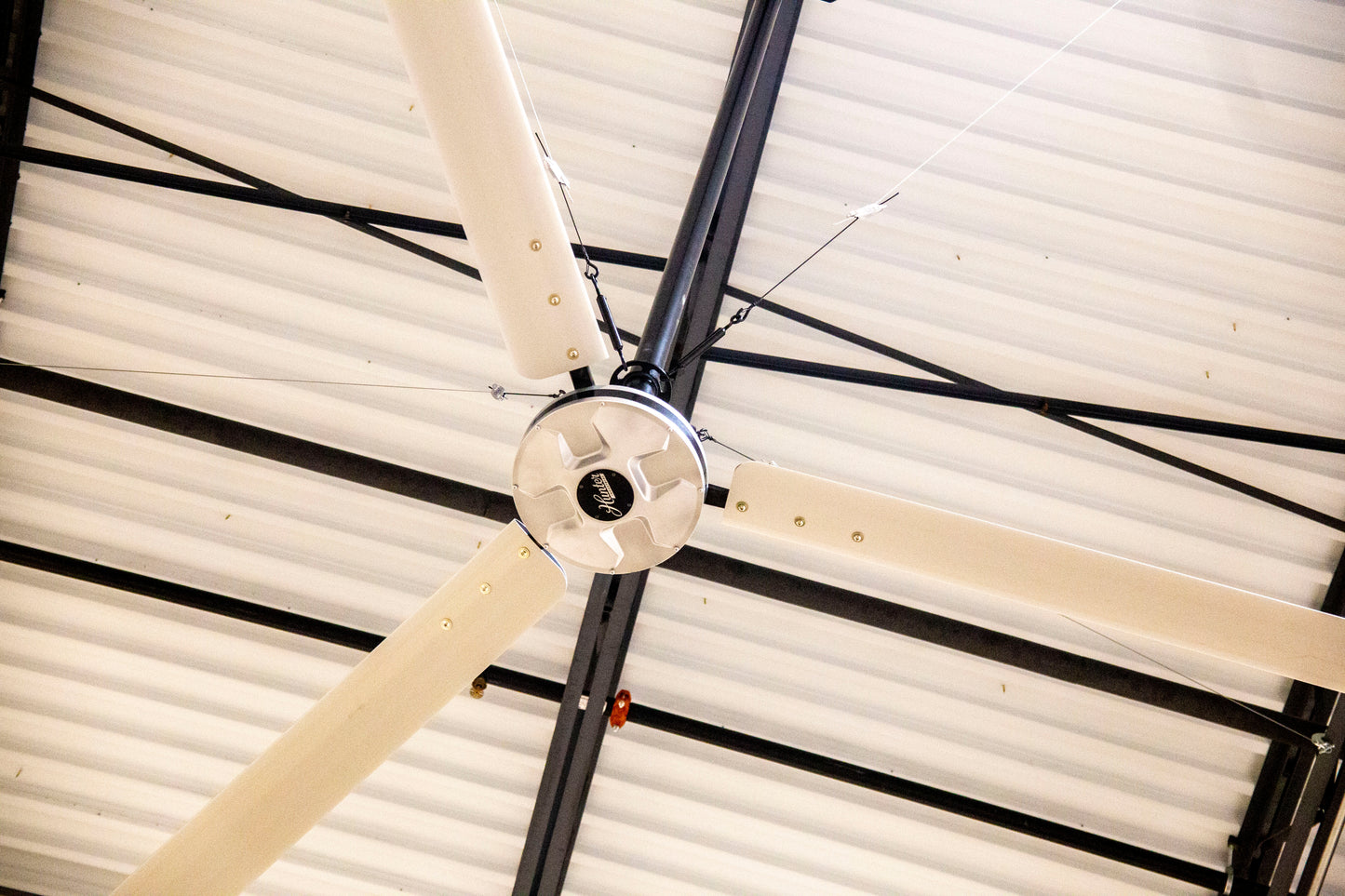 Hunter Industrial DDI HVLS Fan - HUNTER FAN